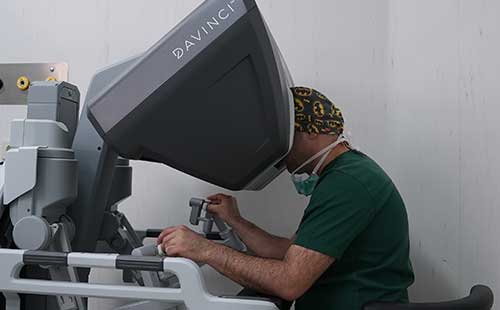 Robotik Jinekoloji Ameliyatları: Neler Tedavi Edilir?